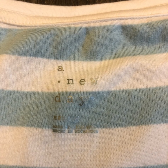 SOLD A New Day t-shirts (bundle of 2) - Picture 3 of 3